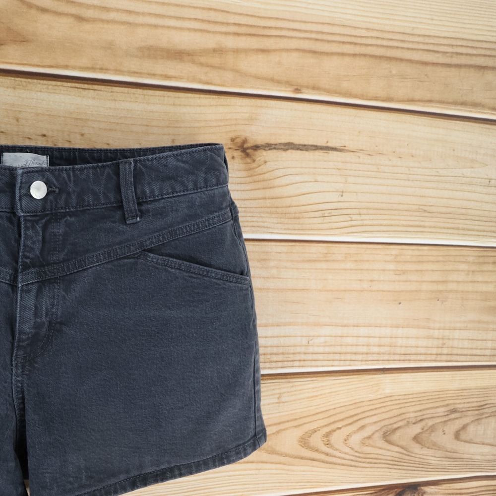 Universal Thread Vintage Jean Shorts Womens 12 Gray Denim High Rise Pockets - Picture 5 of 8